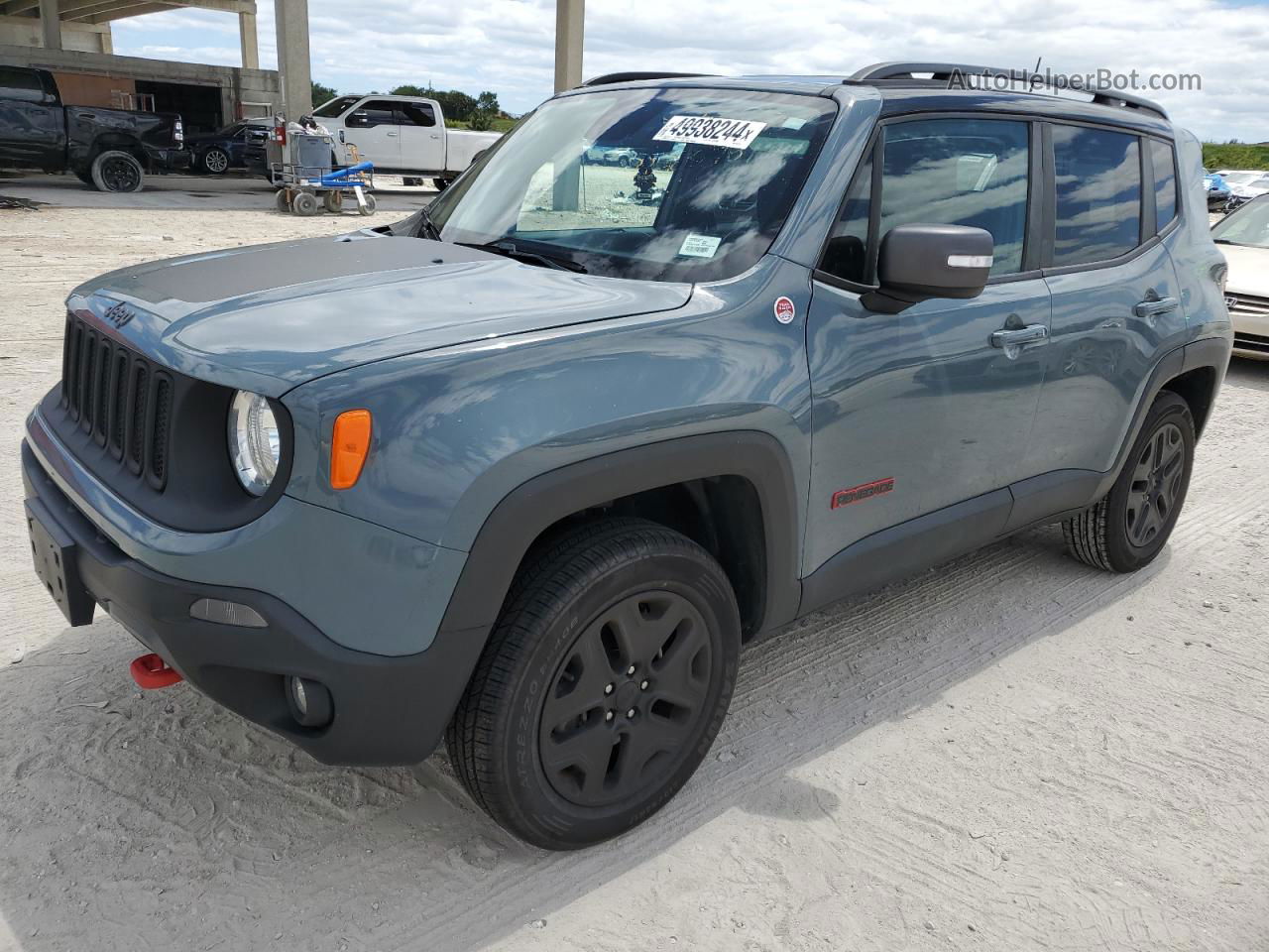 2018 Jeep Renegade Trailhawk Gray vin: ZACCJBCB3JPH86701