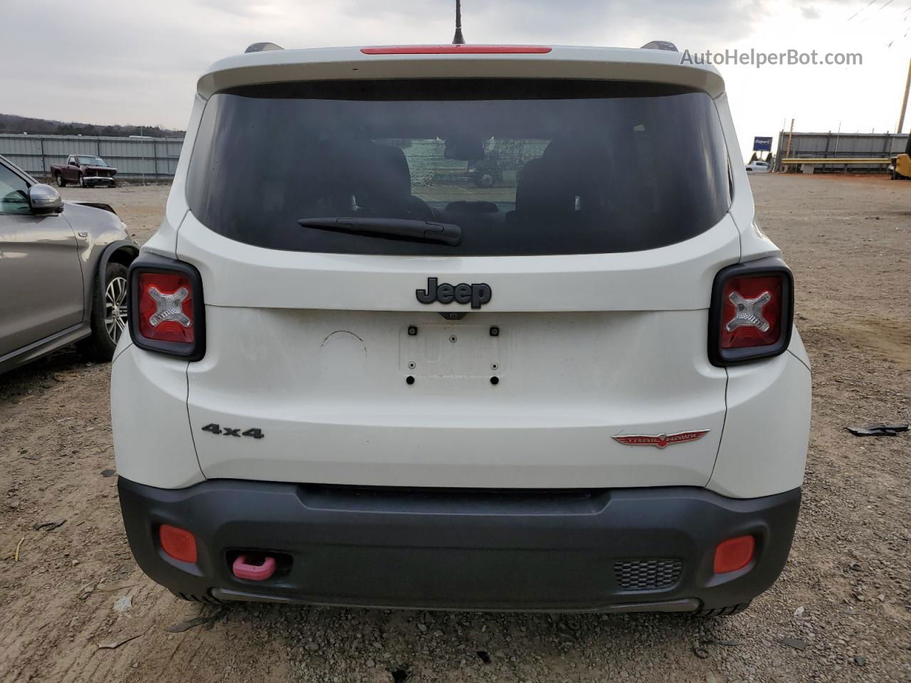 2017 Jeep Renegade Trailhawk White vin: ZACCJBCB4HPE57581