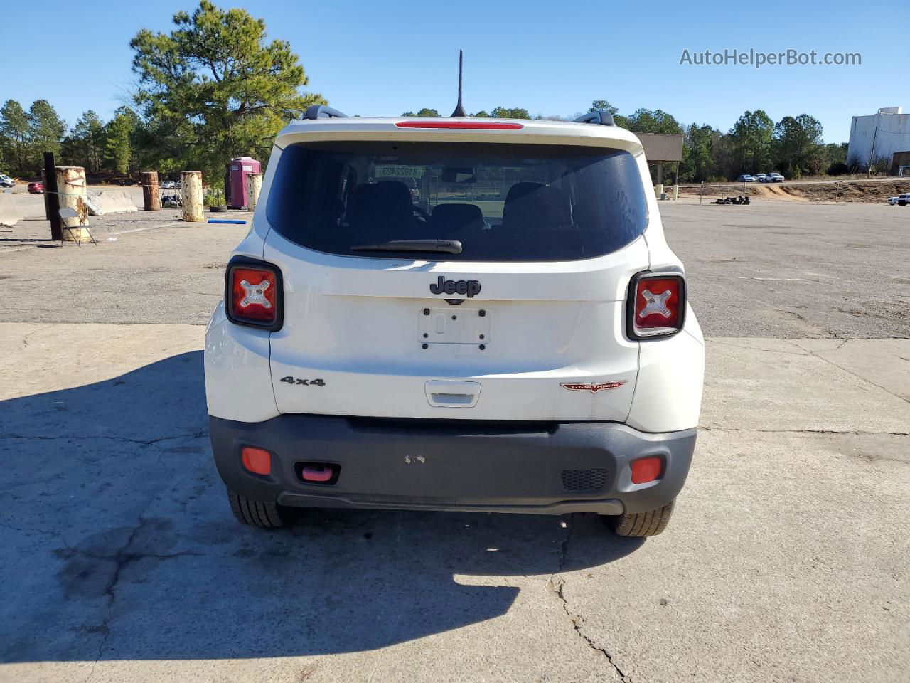 2018 Jeep Renegade Trailhawk Белый vin: ZACCJBCB6JPG71767