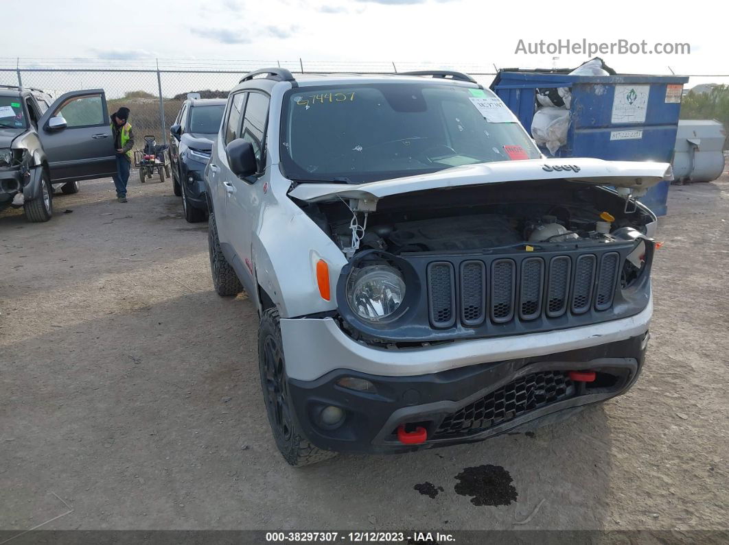 2018 Jeep Renegade Trailhawk 4x4 Silver vin: ZACCJBCB6JPG74457