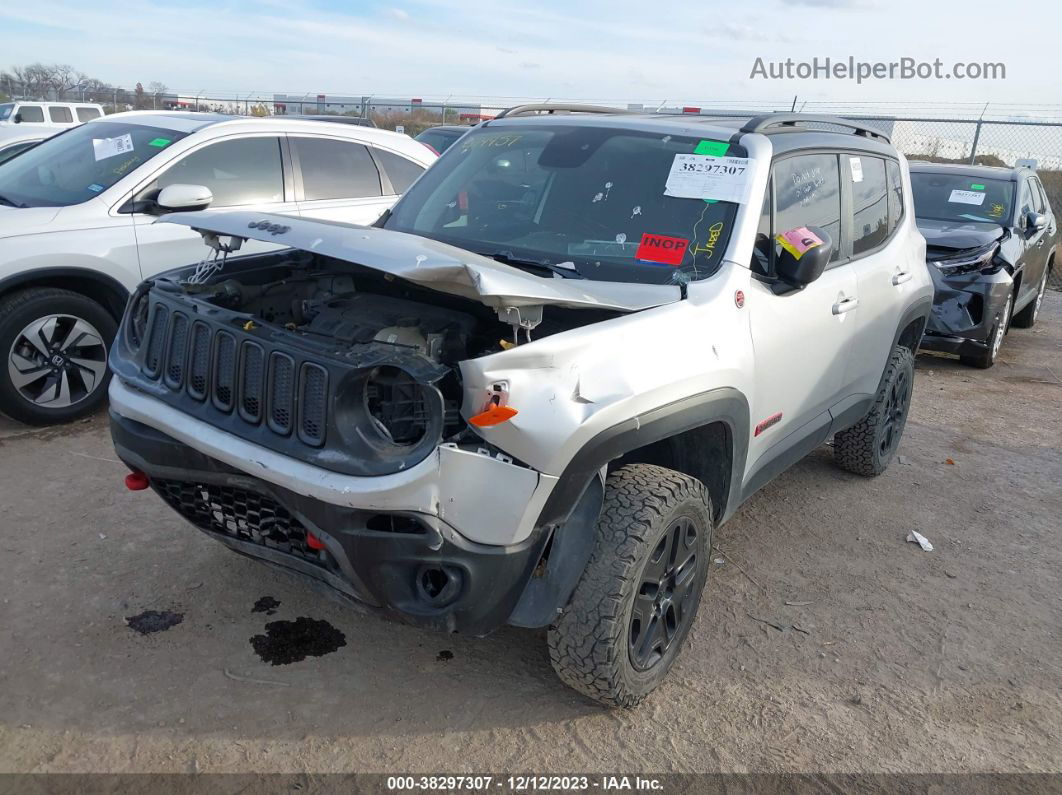 2018 Jeep Renegade Trailhawk 4x4 Silver vin: ZACCJBCB6JPG74457