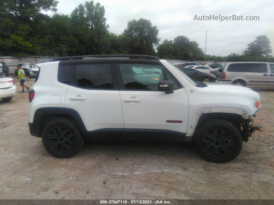 2018 Jeep Renegade Trailhawk Белый vin: ZACCJBCB6JPG76967