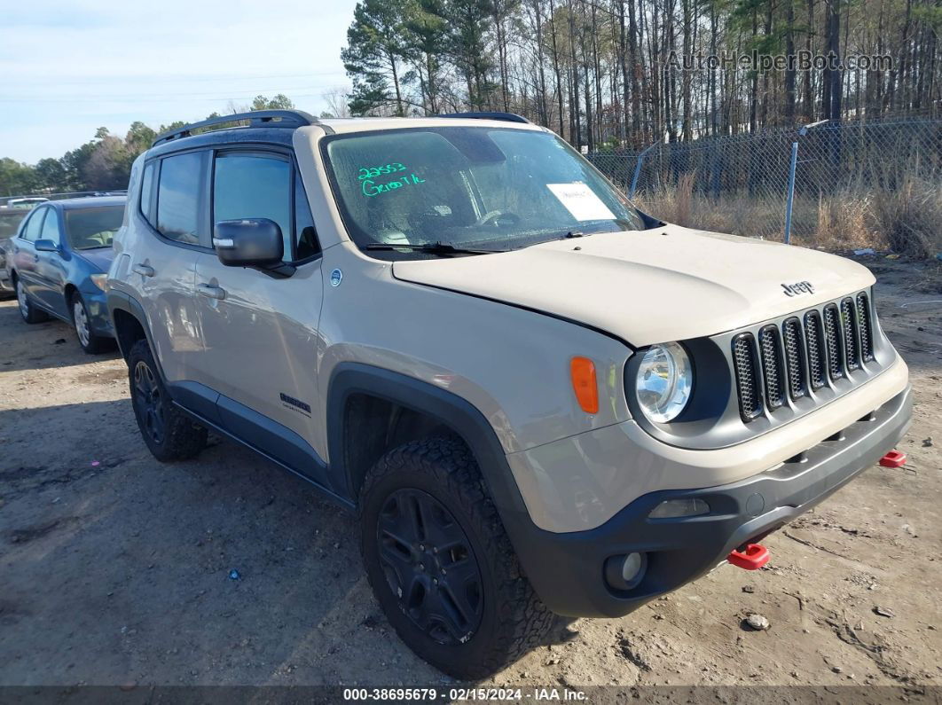 2017 Jeep Renegade Deserthawk 4x4 Beige vin: ZACCJBCB9HPF44019