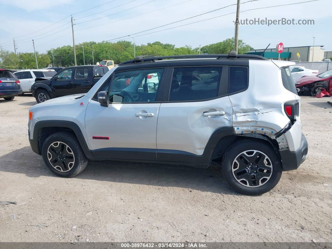 2017 Jeep Renegade Trailhawk 4x4 Silver vin: ZACCJBCBXHPE80380