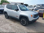 2017 Jeep Renegade Trailhawk 4x4 Серебряный vin: ZACCJBCBXHPE80380