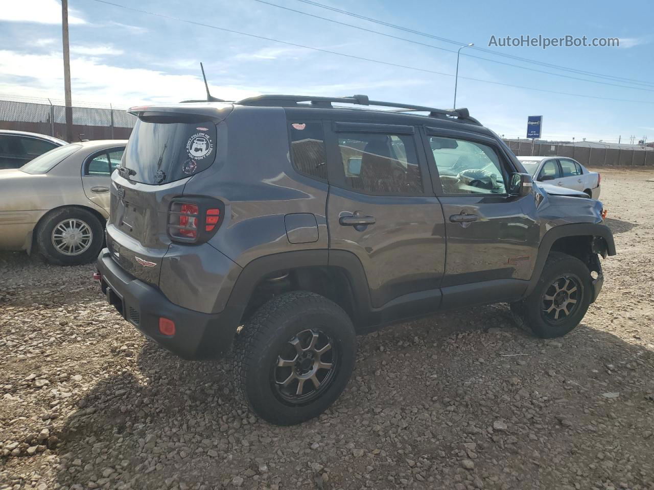 2018 Jeep Renegade Trailhawk Gray vin: ZACCJBCBXJPG81881