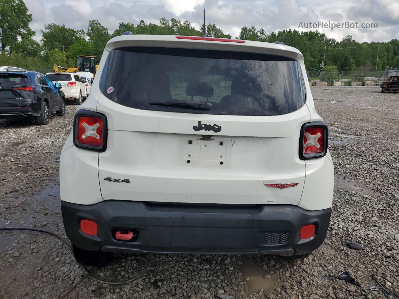 2015 Jeep Renegade Trailhawk White vin: ZACCJBCT0FPB55261