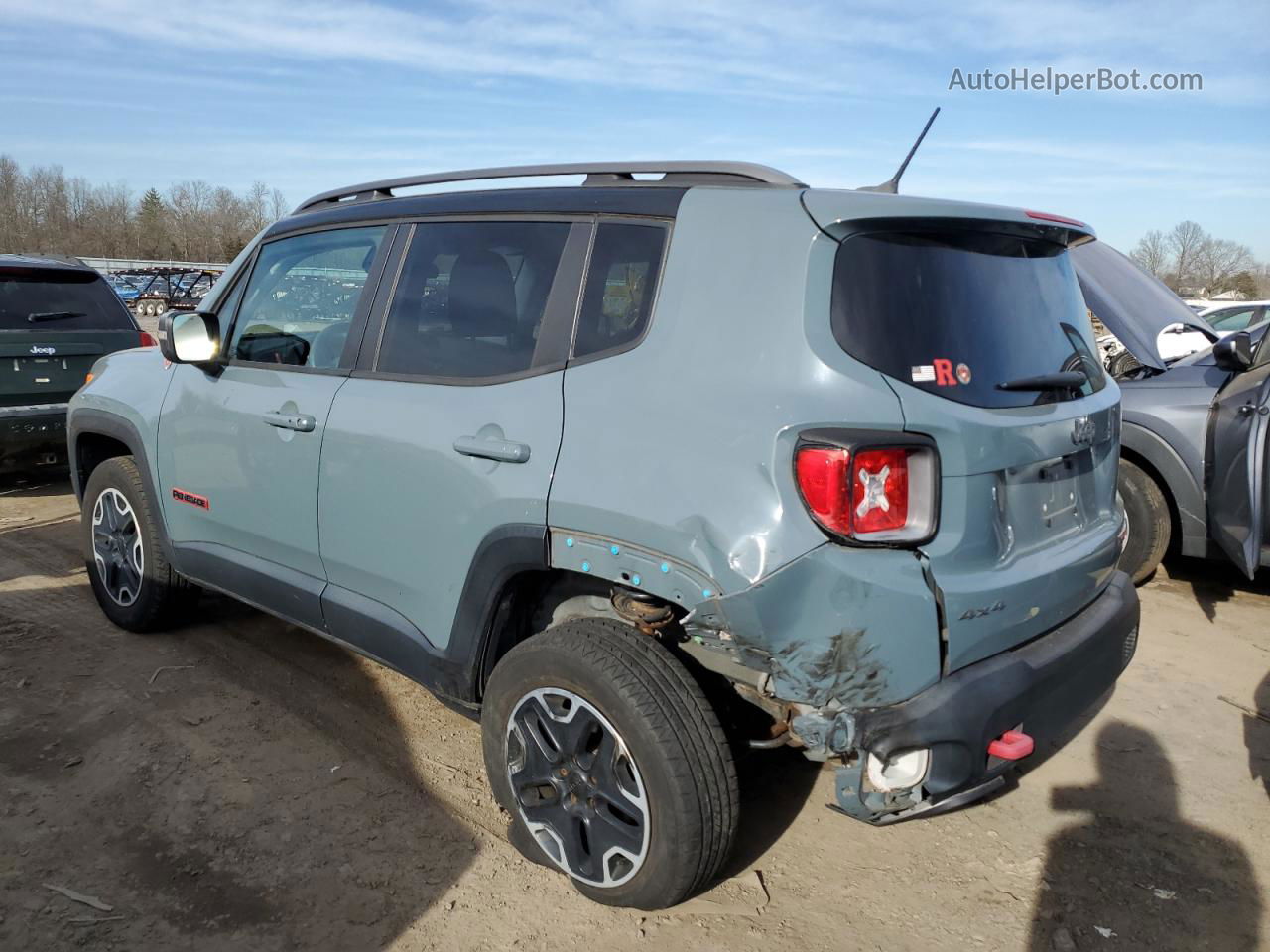 2015 Jeep Renegade Trailhawk Gray vin: ZACCJBCT2FPB77700