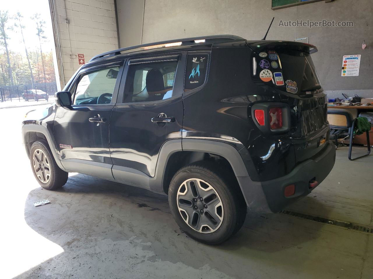 2015 Jeep Renegade Trailhawk Black vin: ZACCJBCT3FPB26996