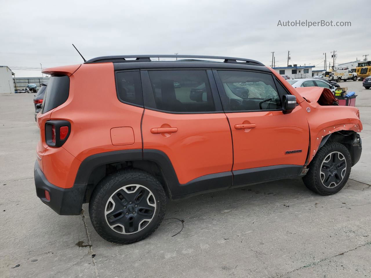 2015 Jeep Renegade Trailhawk Orange vin: ZACCJBCT5FPB88173