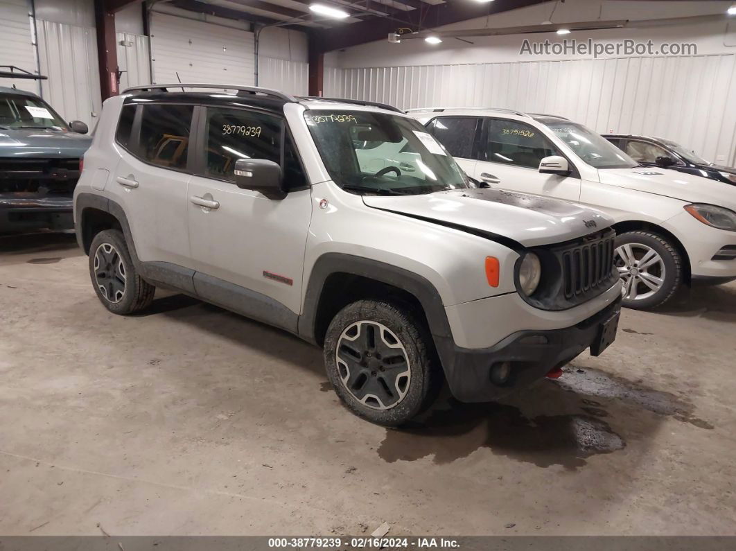 2015 Jeep Renegade Trailhawk Silver vin: ZACCJBCT6FPB21937