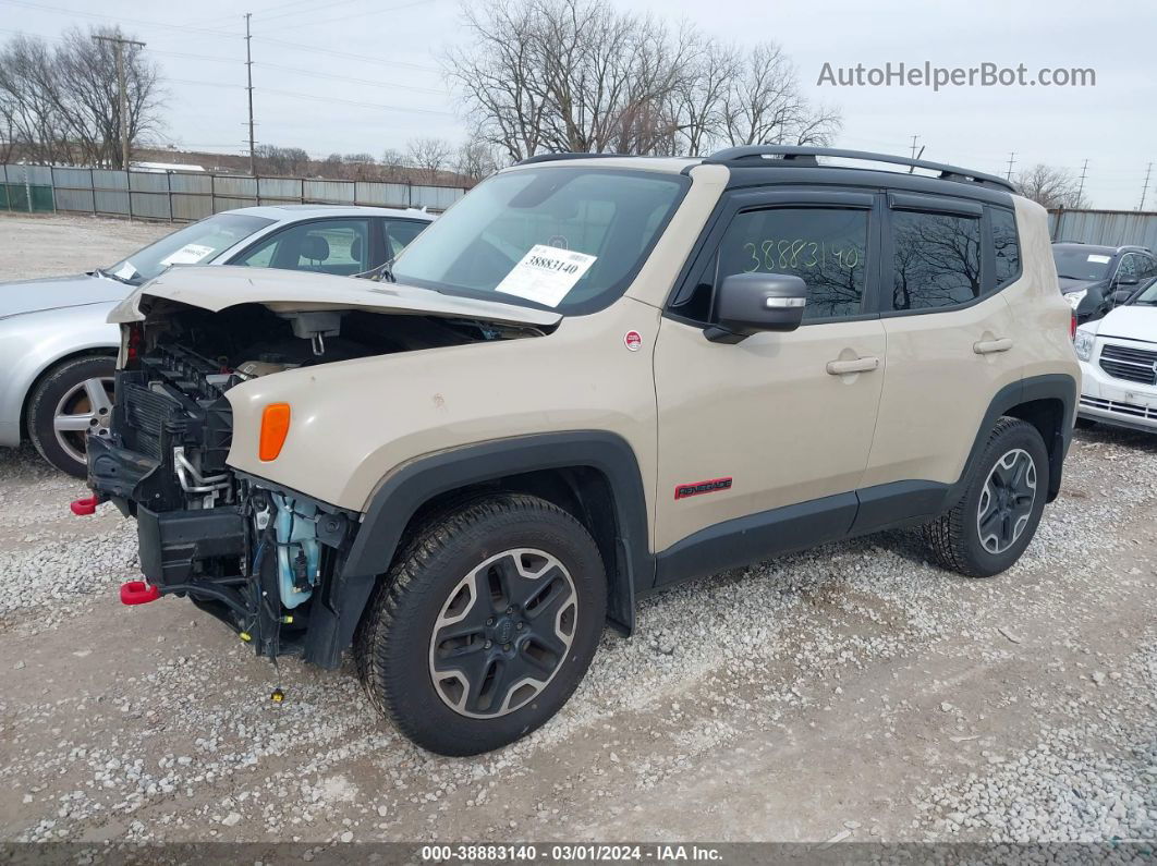 2015 Jeep Renegade Trailhawk Beige vin: ZACCJBCT7FPB86974