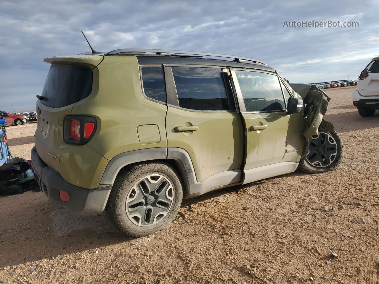 2015 Jeep Renegade Trailhawk Green vin: ZACCJBCT7FPC16247