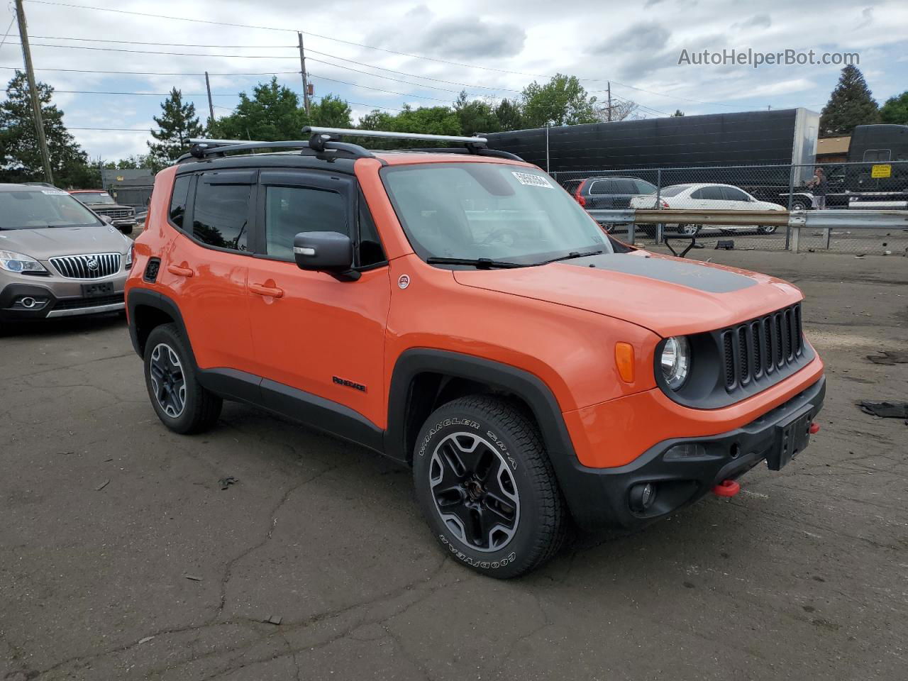 2015 Jeep Renegade Trailhawk Orange vin: ZACCJBCT8FPB46421