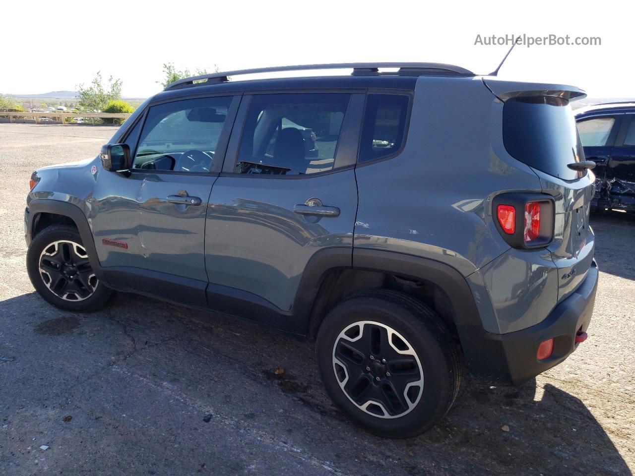 2015 Jeep Renegade Trailhawk Gray vin: ZACCJBCT8FPC17987