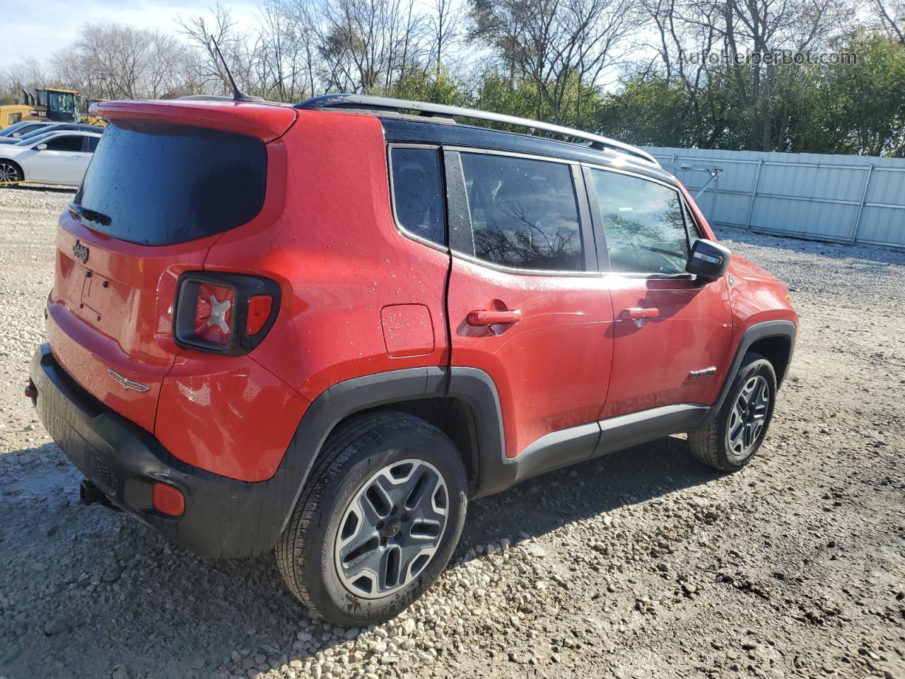 2015 Jeep Renegade Trailhawk Red vin: ZACCJBCTXFPB30222