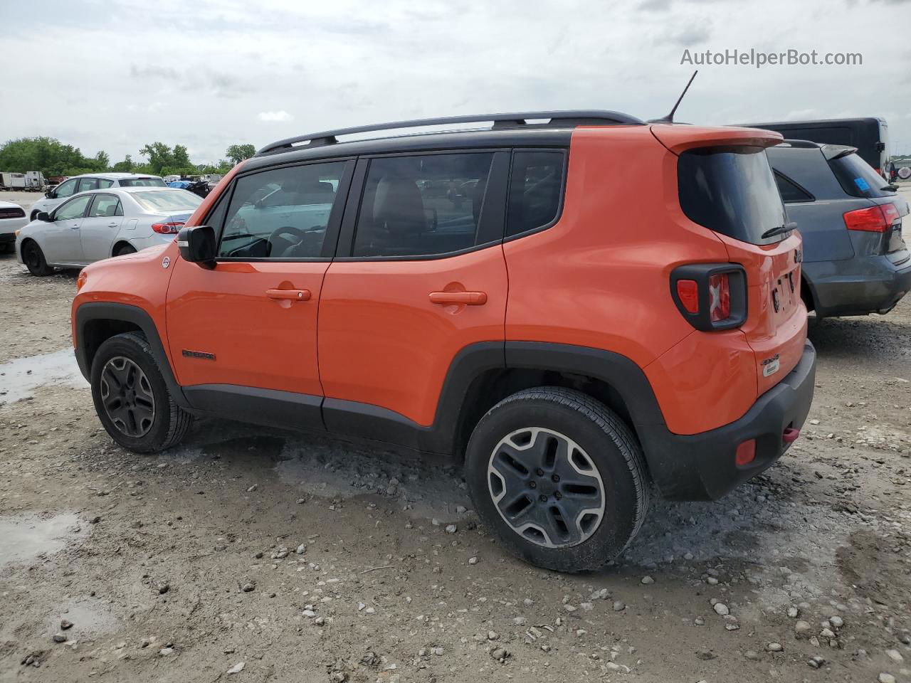 2015 Jeep Renegade Trailhawk Orange vin: ZACCJBCTXFPB37574