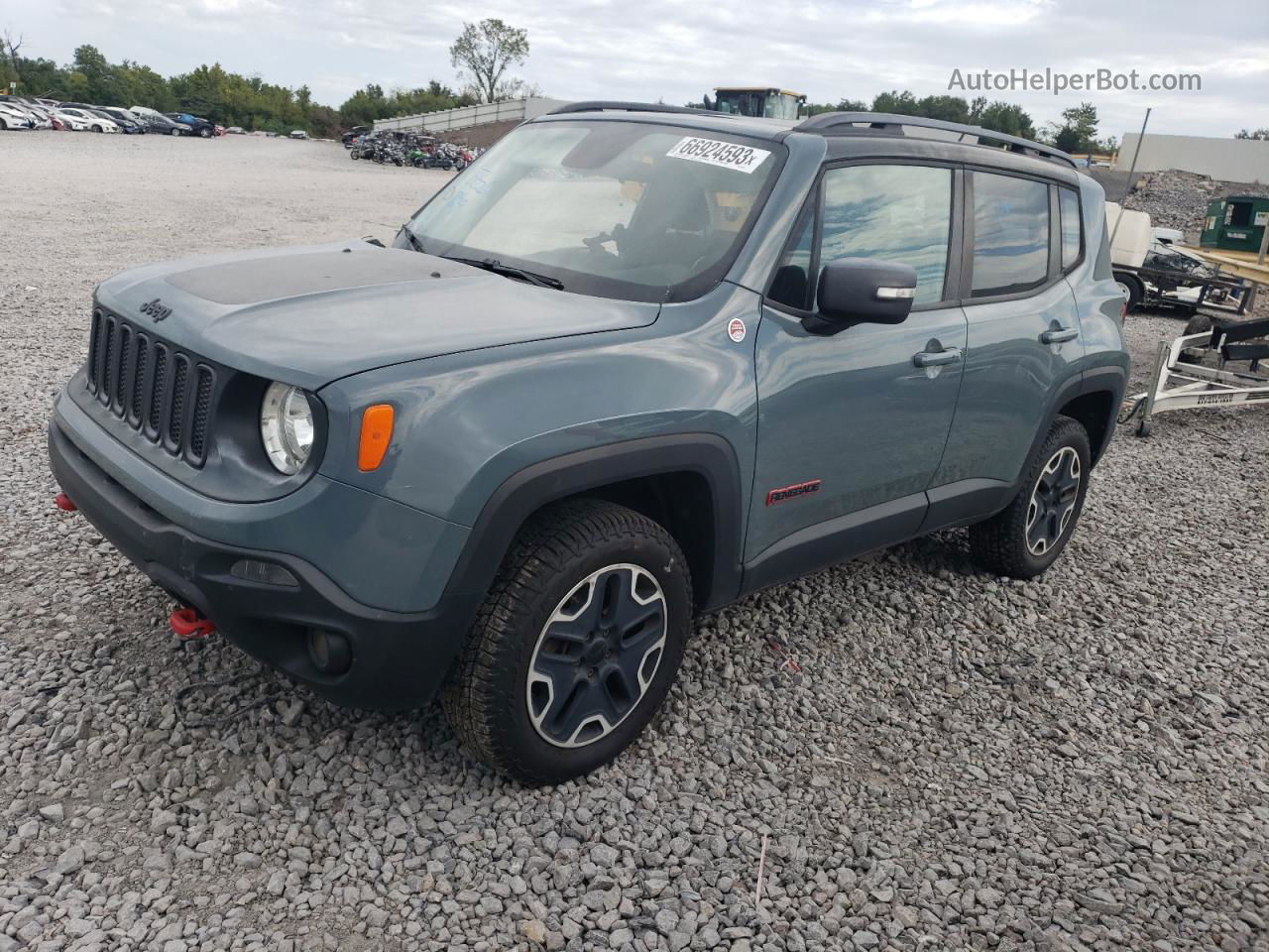 2015 Jeep Renegade Trailhawk Gray vin: ZACCJBCTXFPC21796