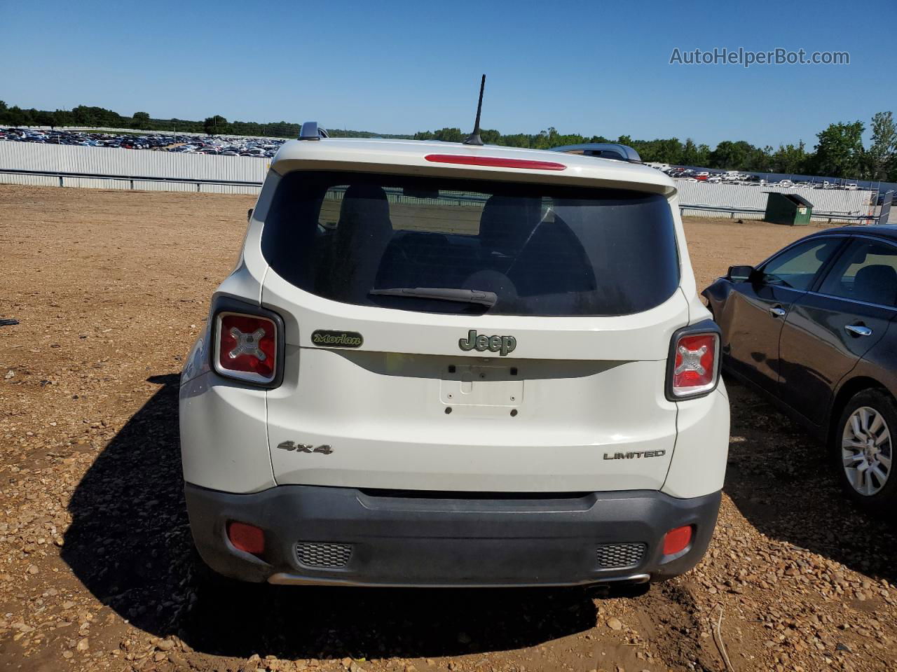 2015 Jeep Renegade Limited White vin: ZACCJBDT0FPB57000