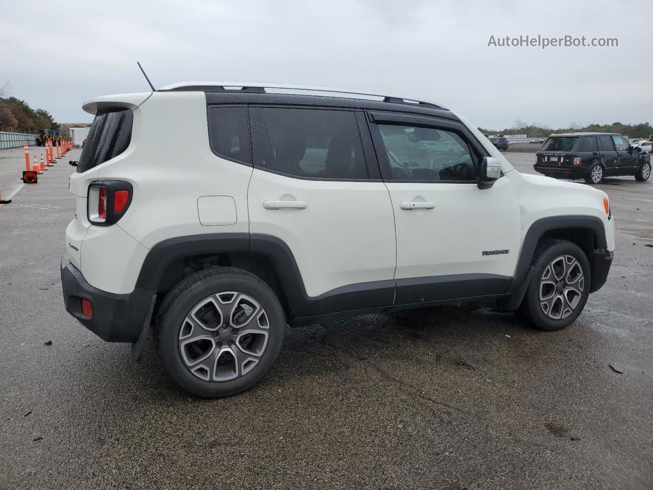 2015 Jeep Renegade Limited White vin: ZACCJBDT2FPB51029