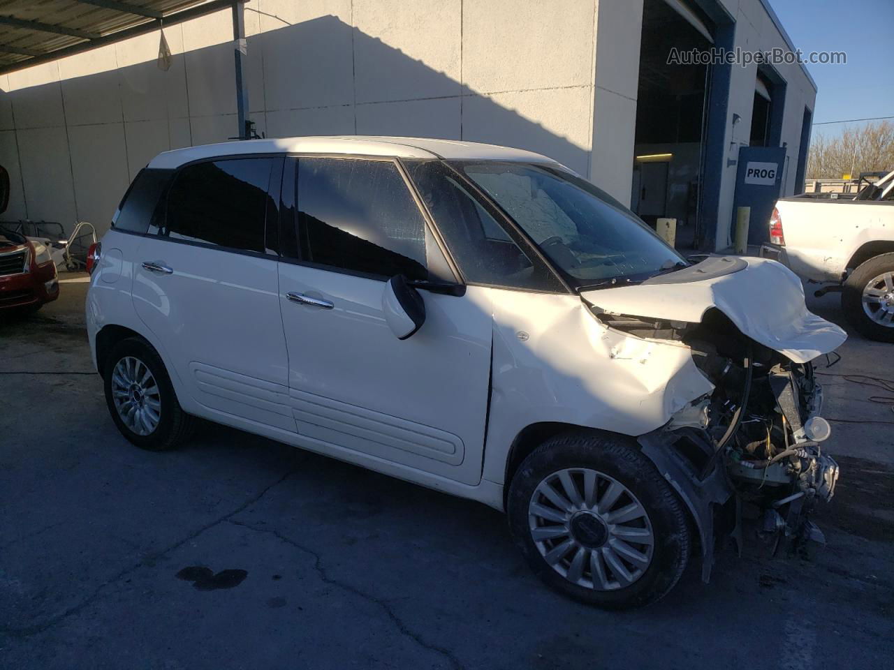 2014 Fiat 500l Easy Белый vin: ZFBCFABH4EZ028331