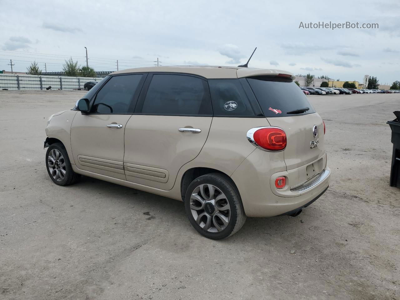 2014 Fiat 500l Lounge Tan vin: ZFBCFACH8EZ008095