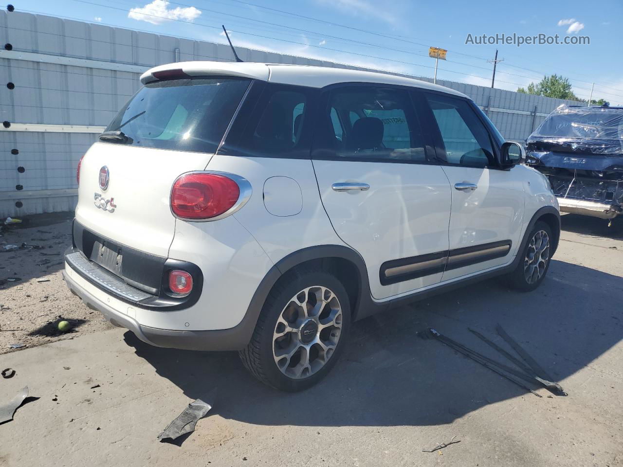 2014 Fiat 500l Trekking White vin: ZFBCFADH0EZ010213