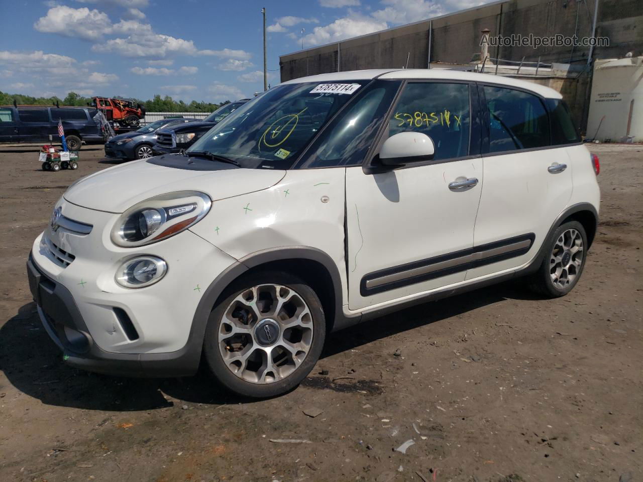 2014 Fiat 500l Trekking White vin: ZFBCFADH2EZ006213