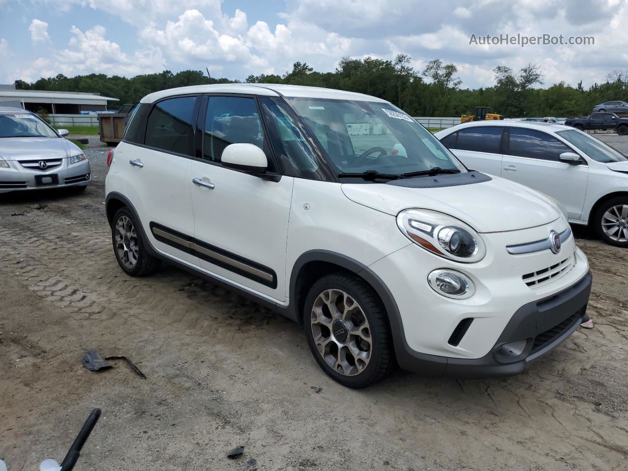 2014 Fiat 500l Trekking Белый vin: ZFBCFADH2EZ016465