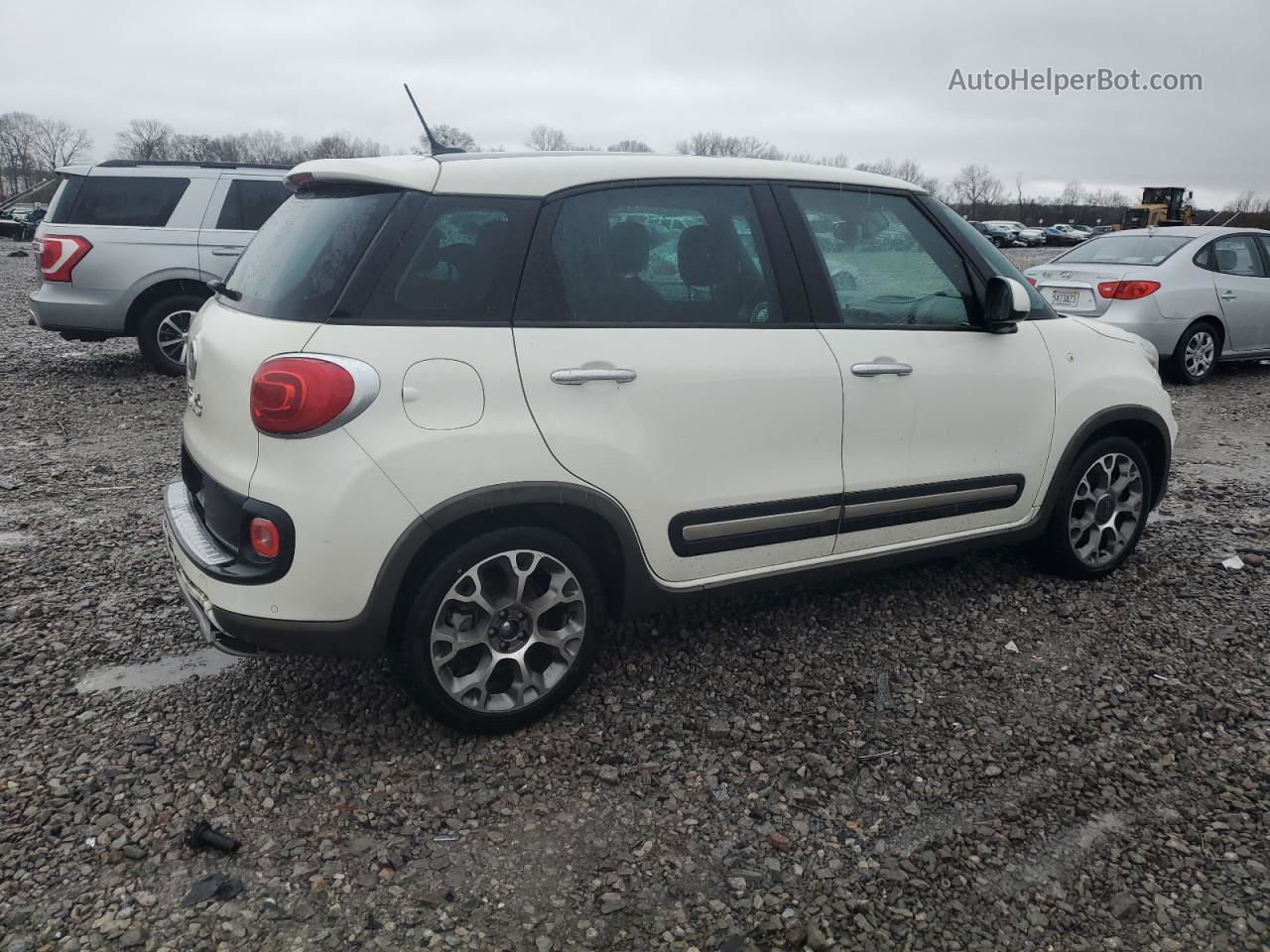 2014 Fiat 500l Trekking White vin: ZFBCFADH3EZ012926